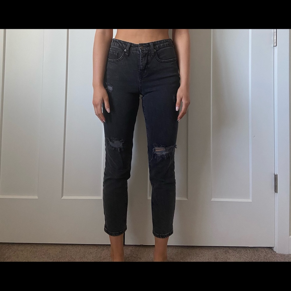 Black mom jeans